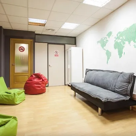 Holidaysbcn Hostal