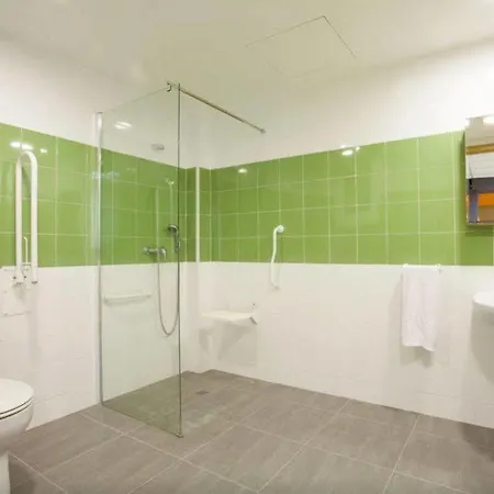 Hostel Holidaysbcn *